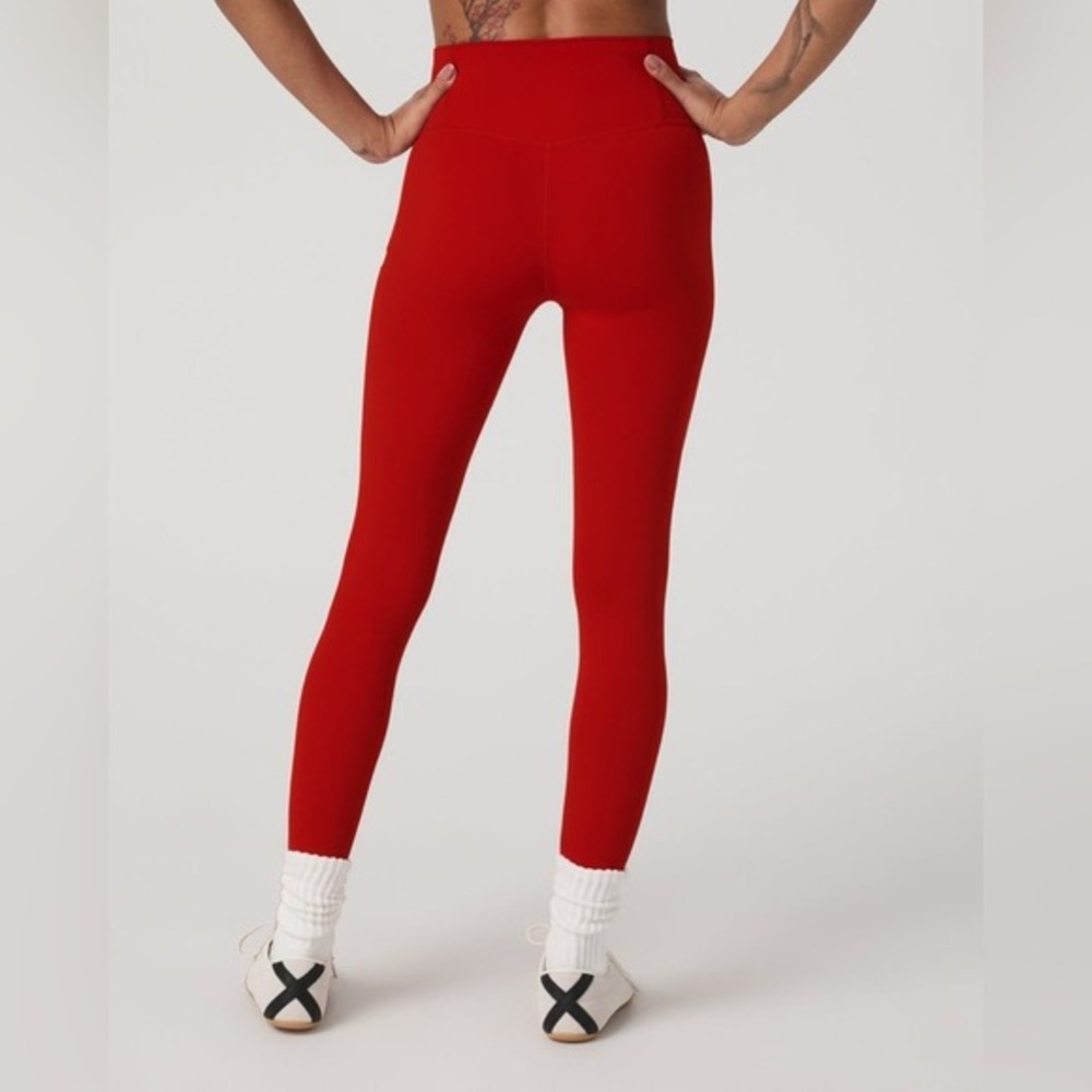 NWT Vuori Vuori AllTheFeels Legging Cherry‎ Size Medium - Picture 6 of 12